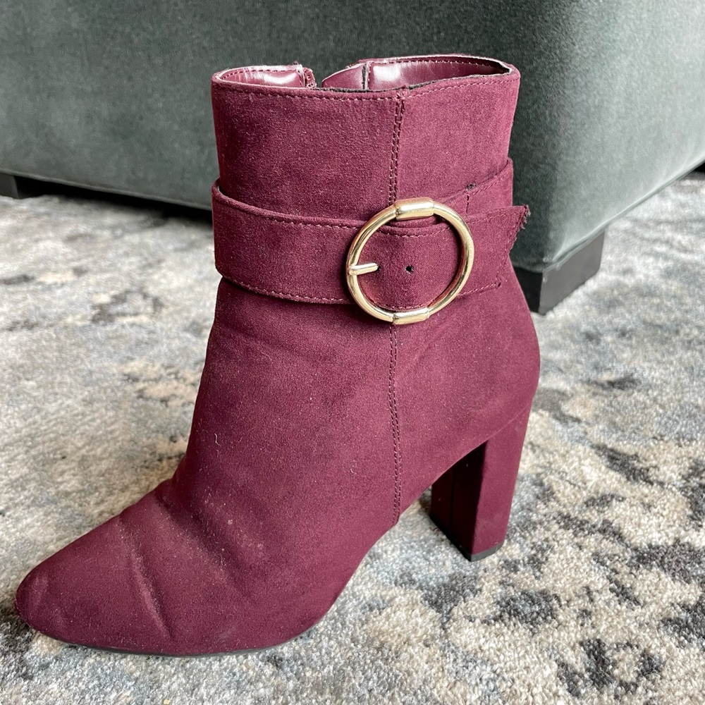Womens booties - size 6.